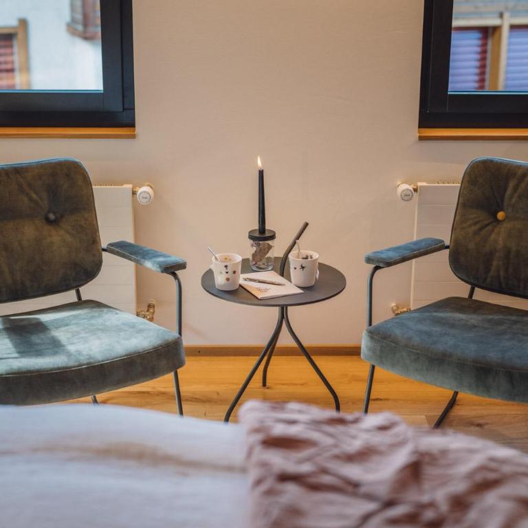 Hotel Walliserkanne - Doppel- oder Zweibettzimmer - 11