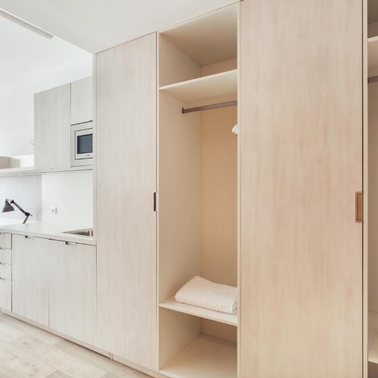 Soto House Pamplona - Deluxe Twin Room - 13