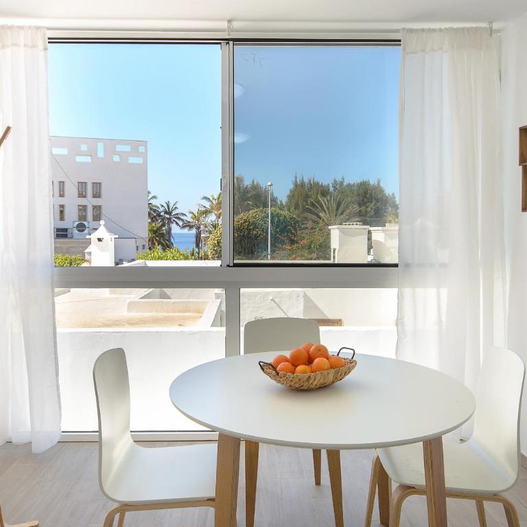 Blue Volcano - Pool and Gym in Sport Center Fariones included By Lanzarote Vacation Homes - Casa con 1 dormitorio - 13