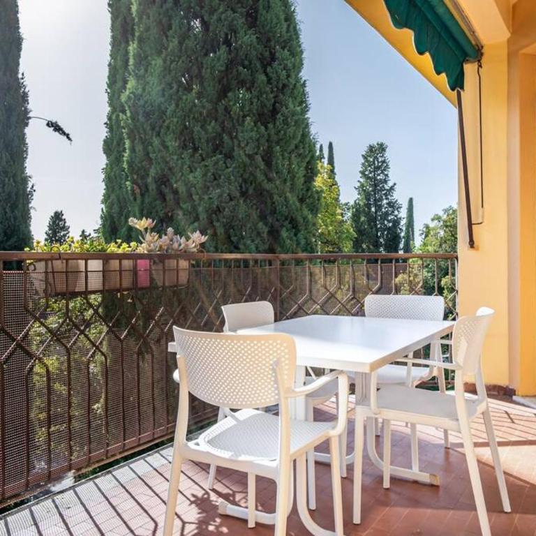 HOST4U - RELAIS VITTORIALE Cozy Apartment with Balcony in Gardone Riviera, Parking Included - Appartamento con 2 Camere da Letto - 9