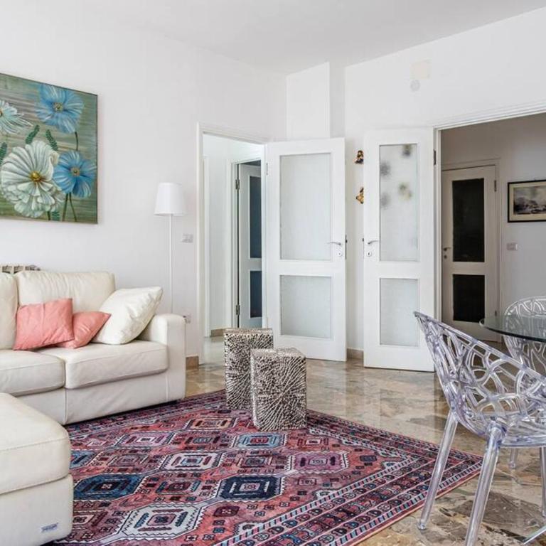 HOST4U - RELAIS VITTORIALE Cozy Apartment with Balcony in Gardone Riviera, Parking Included - Appartamento con 2 Camere da Letto - 11
