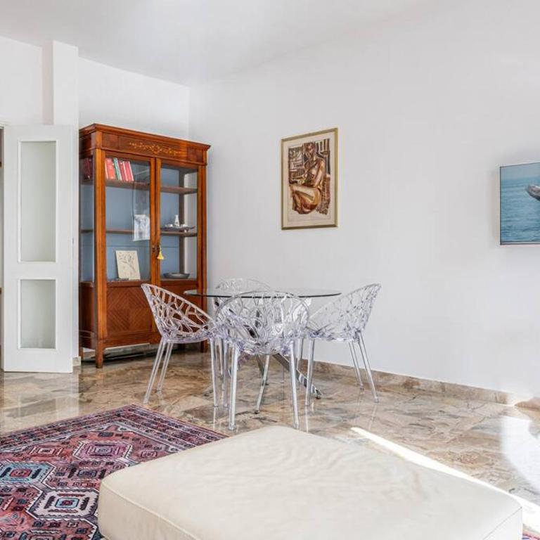 HOST4U - RELAIS VITTORIALE Cozy Apartment with Balcony in Gardone Riviera, Parking Included - Appartamento con 2 Camere da Letto - 15