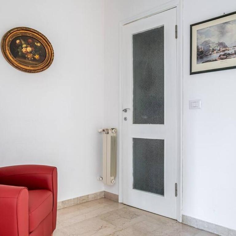 HOST4U - RELAIS VITTORIALE Cozy Apartment with Balcony in Gardone Riviera, Parking Included - Appartamento con 2 Camere da Letto - 22