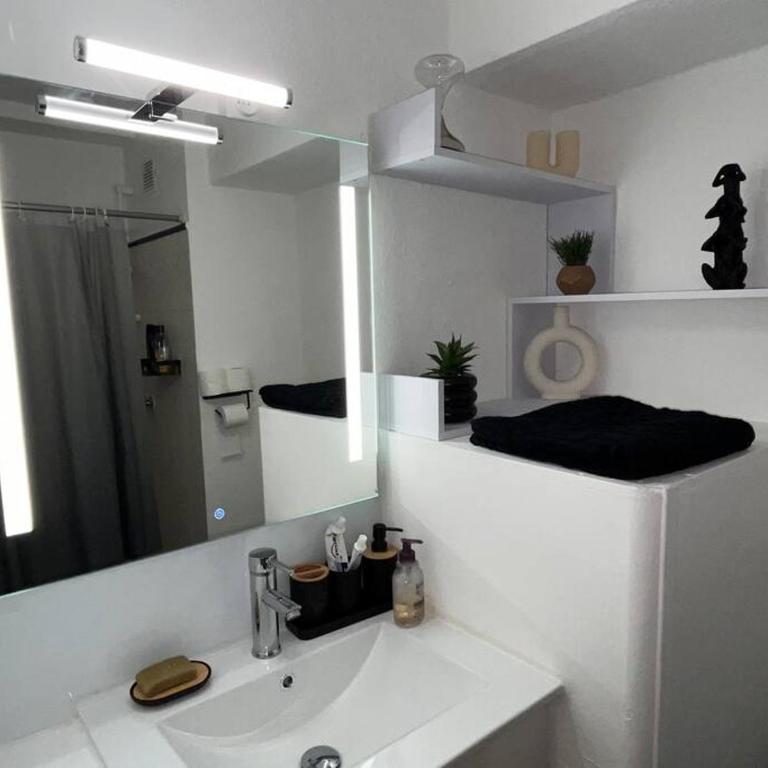 Votre Pied-à-Terre en Bord de Mer - Appartement 1 Chambre - 24