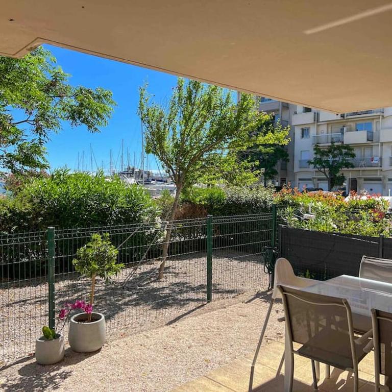 Face au bateaux, Neuf, 2 chambres , jardin - Two-Bedroom Apartment - 5
