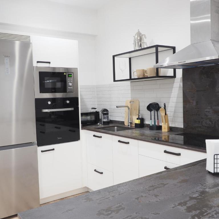 Etxe Maitia Flat ideal for Home office and families and friends - Two-Bedroom Apartment - 3