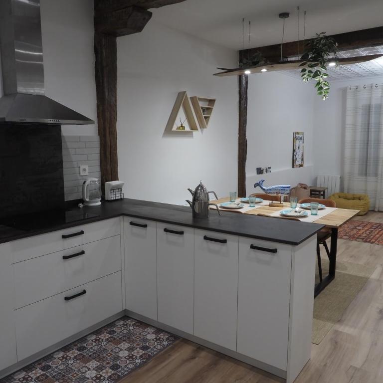 Etxe Maitia Flat ideal for Home office and families and friends - Two-Bedroom Apartment - 28