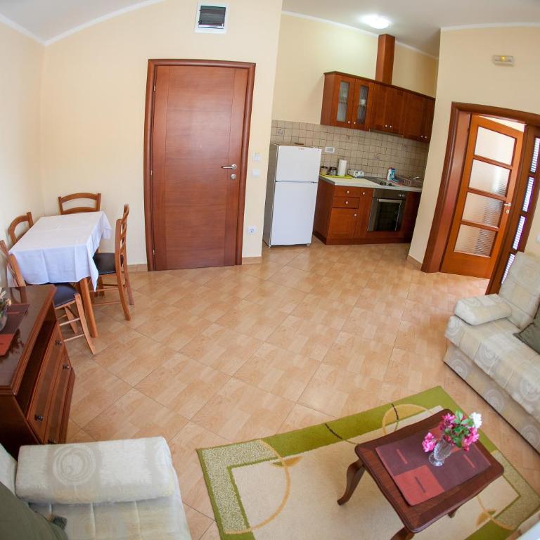 Apartments Stefan - One-Bedroom Apartment - "Solo" building - 20