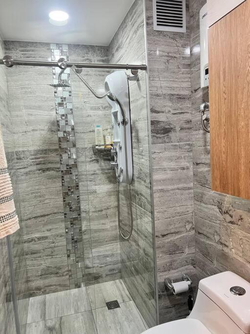 Moderno Apartamento en el Centro - Two-Bedroom Apartment - 16