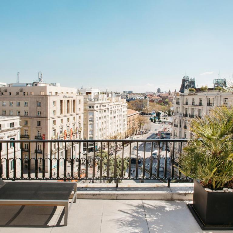 Hotel Villa Real, a member of Preferred Hotels & Resorts - Suite con terraza - 2
