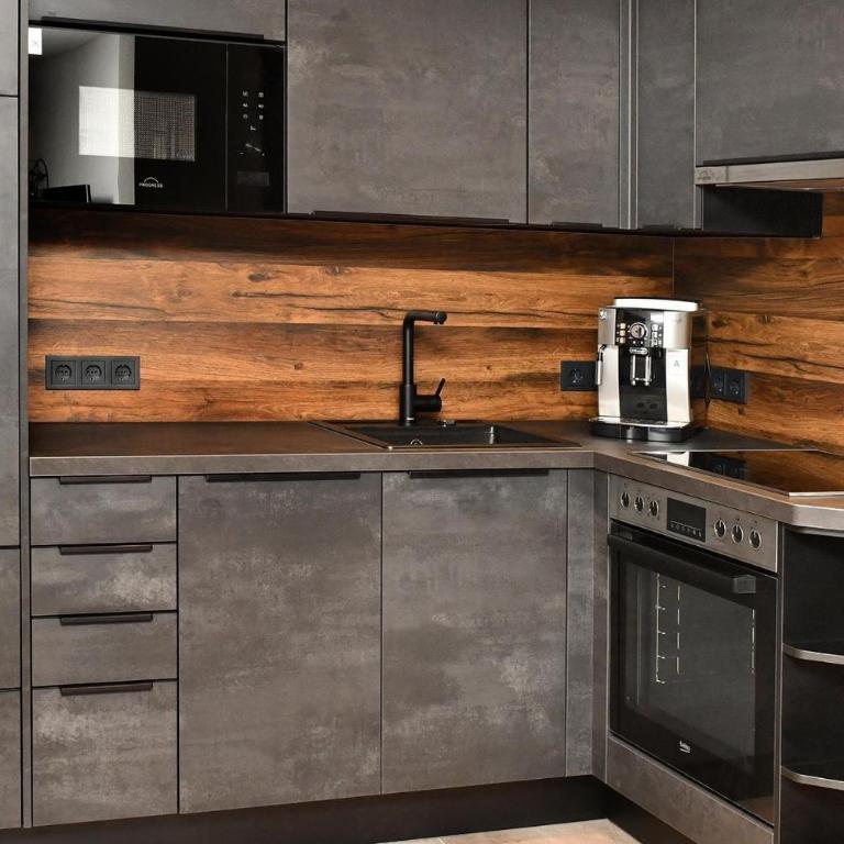 Appartement Edelschwarz - Apartment mit 1 Schlafzimmer und Dusche - 4