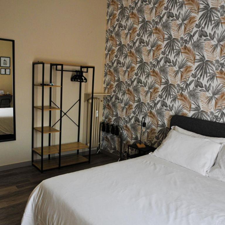 Guest House Prime Palace - Camera Matrimoniale con Bagno Privato - 1