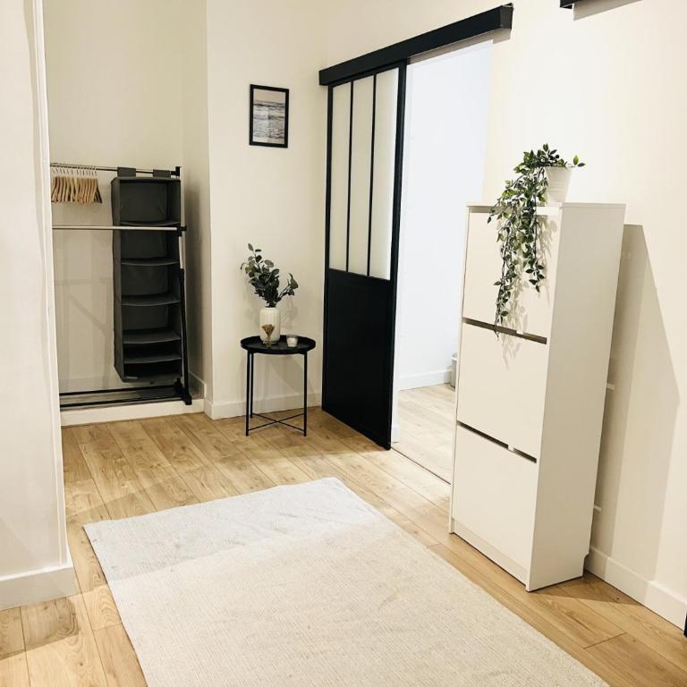 Sublime Appartement 2 pièces au cœur de la Vieille Ville - Appartement 1 Chambre - 7