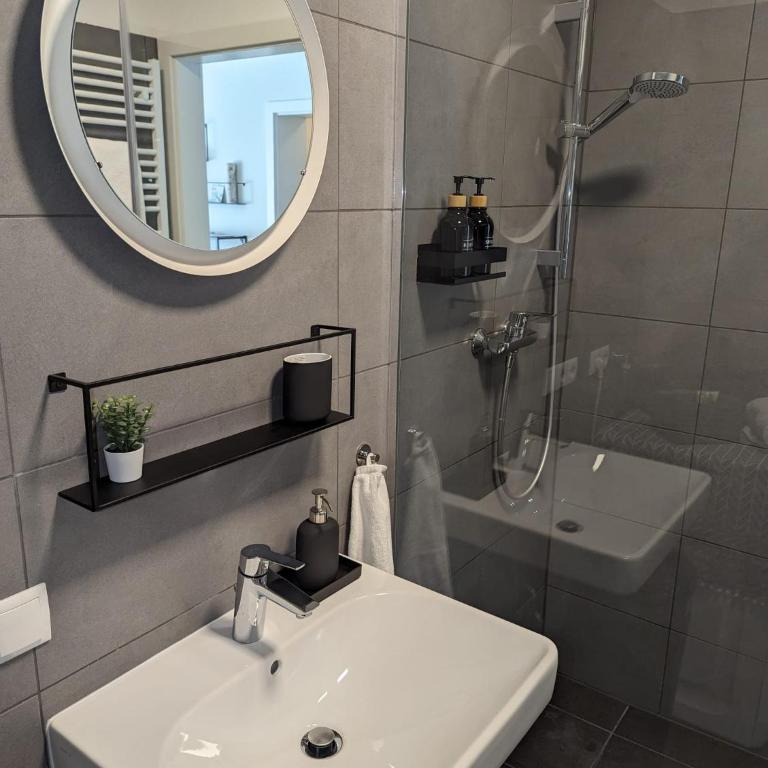 Lend City Apartment self-check-in - Appartamento con 1 Camera da Letto - 8