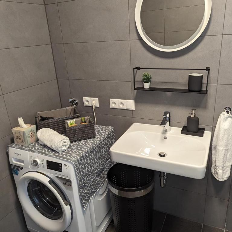 Lend City Apartment self-check-in - Appartamento con 1 Camera da Letto - 9