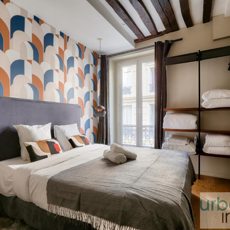 Urban Flat 70 - Authentic 3BDR Parisian Flat - Apartment - 7