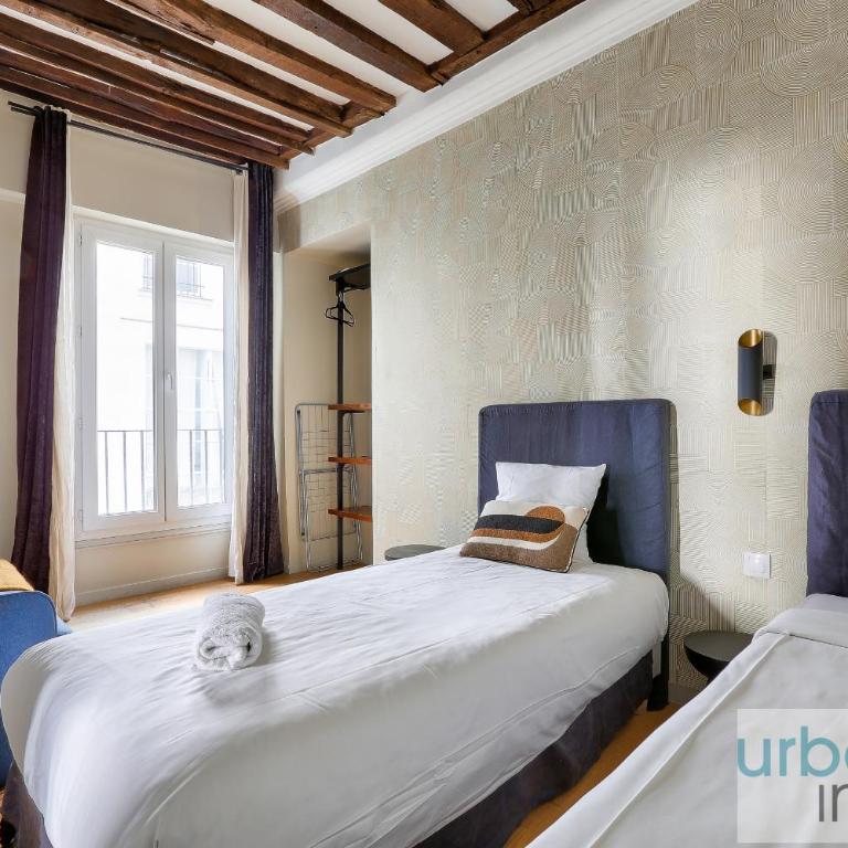 Urban Flat 70 - Authentic 3BDR Parisian Flat - Apartment - 16