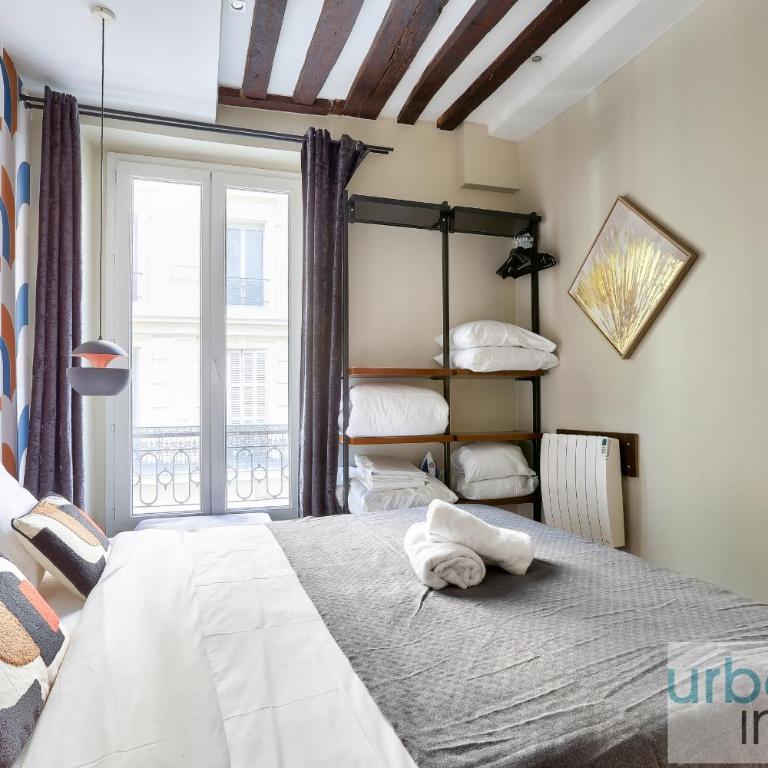 Urban Flat 70 - Authentic 3BDR Parisian Flat - Apartment - 21