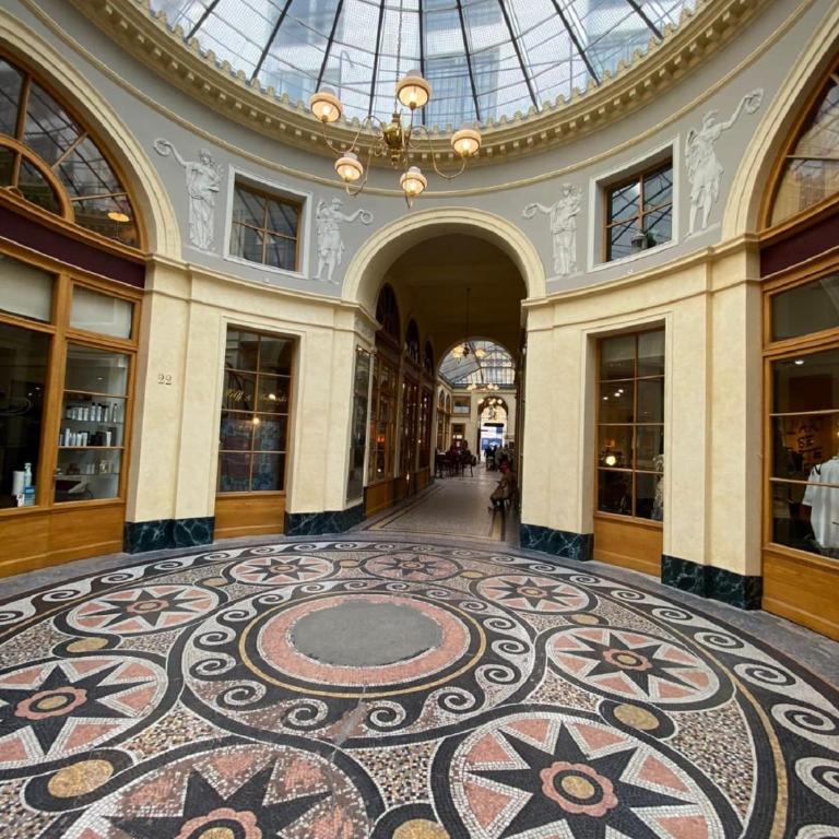 Urban Flat 70 - Authentic 3BDR Parisian Flat - Apartment - 31