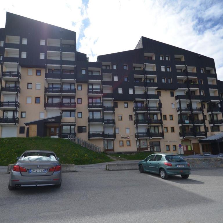 Studio avec coin chambre, balcon, cuisine équipée, pied des pistes - Les Ménuires - FR-1-452-262 - Studio - 8