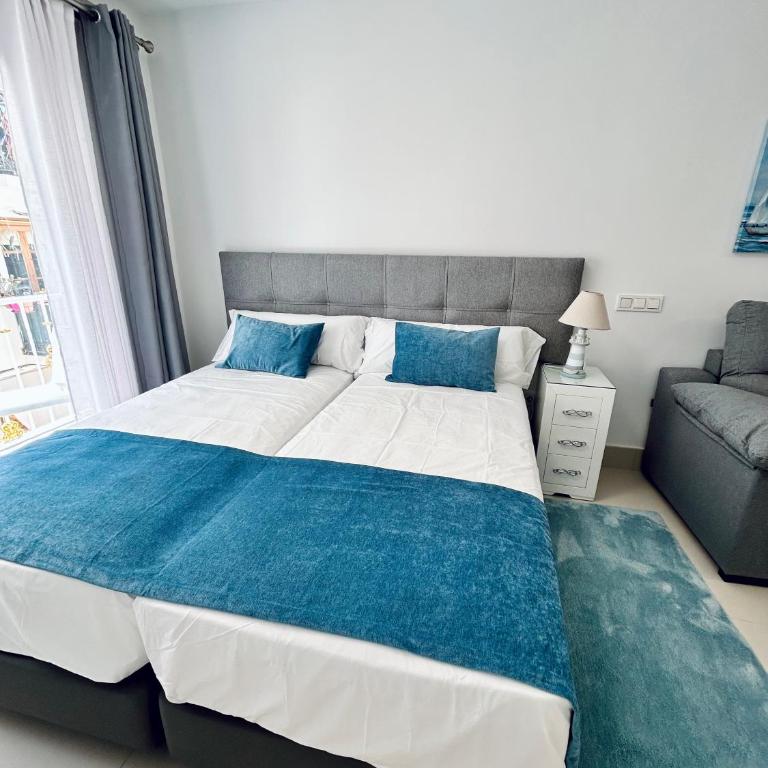 Mare Apartments Marbella - Studio with Balcony - 25