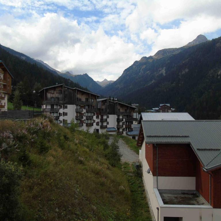 Appartement familial à Valfréjus, proche des pistes et commerces, balcon sud, tout équipé, 6 couchages - FR-1-561-13 - Apartment (6 Erwachsene) - 6