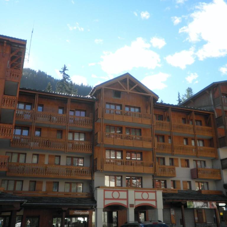 Studio cosy avec cabine, balcon, proche télécabine, commerces et écoles de ski à Valfréjus - FR-1-561-8 - Studio - 4