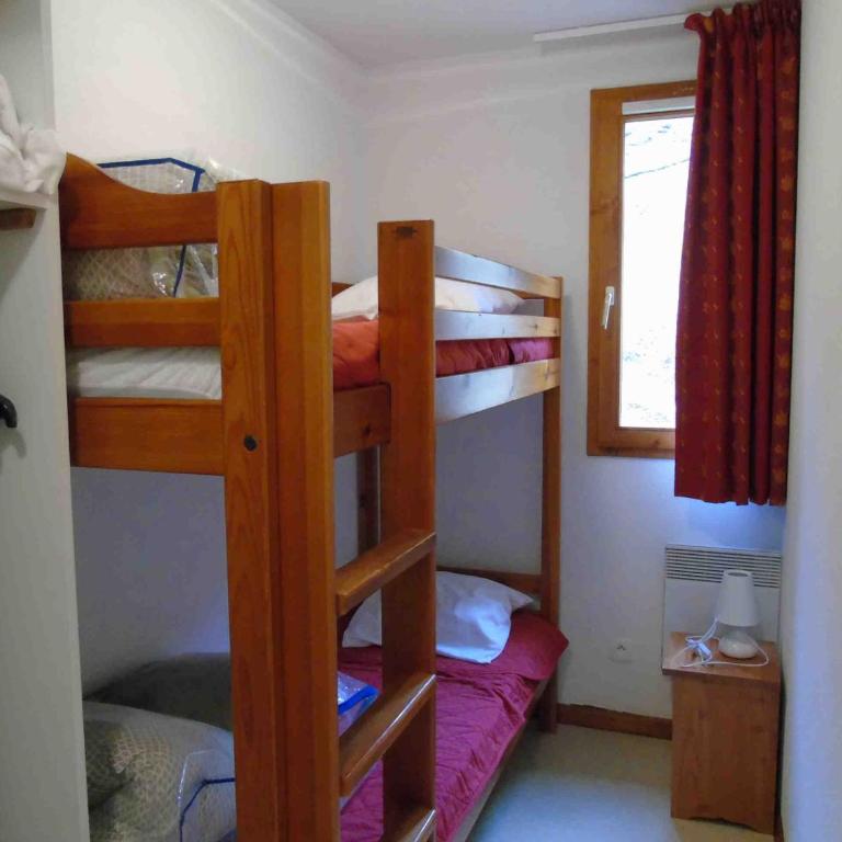 Appartement 3 pièces 8 personnes avec balcon à 100m des remontées mécaniques - FR-1-561-25 - Appartement (8 Adultes) - 3