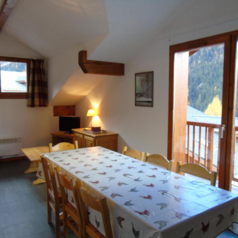 Appartement Valfréjus 8 pers, cuisine équipée, 2 sdb, animaux admis - FR-1-561-27 - Apartment (8 Erwachsene) - 1