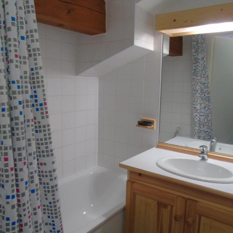 Appartement Valfréjus 8 pers, cuisine équipée, 2 sdb, animaux admis - FR-1-561-27 - Apartment (8 Erwachsene) - 5
