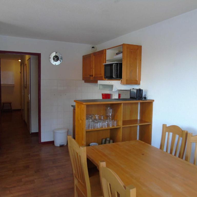 Appartement 4 pièces à Valfréjus, proche ski, balcon, 8 pers. - FR-1-561-45 - Apartment (8 Erwachsene) - 3