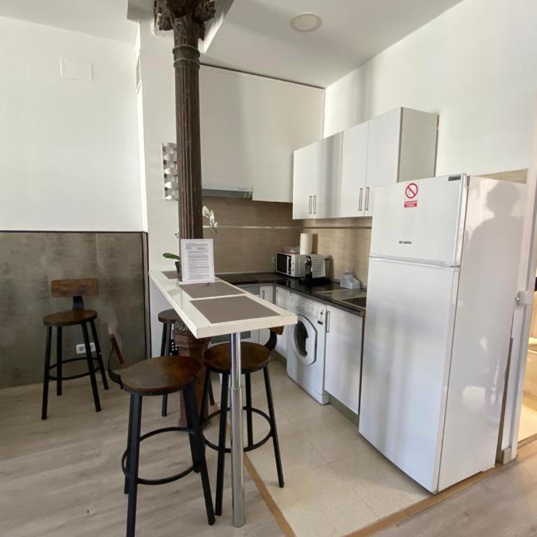 Apartamento en el centro de Madrid!! - Two-Bedroom Apartment - 19