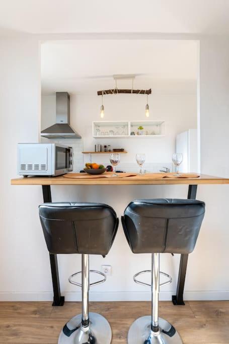 4 personnes - 2 chambres -fibre - balcon - confort - Appartement 2 Chambres - 6