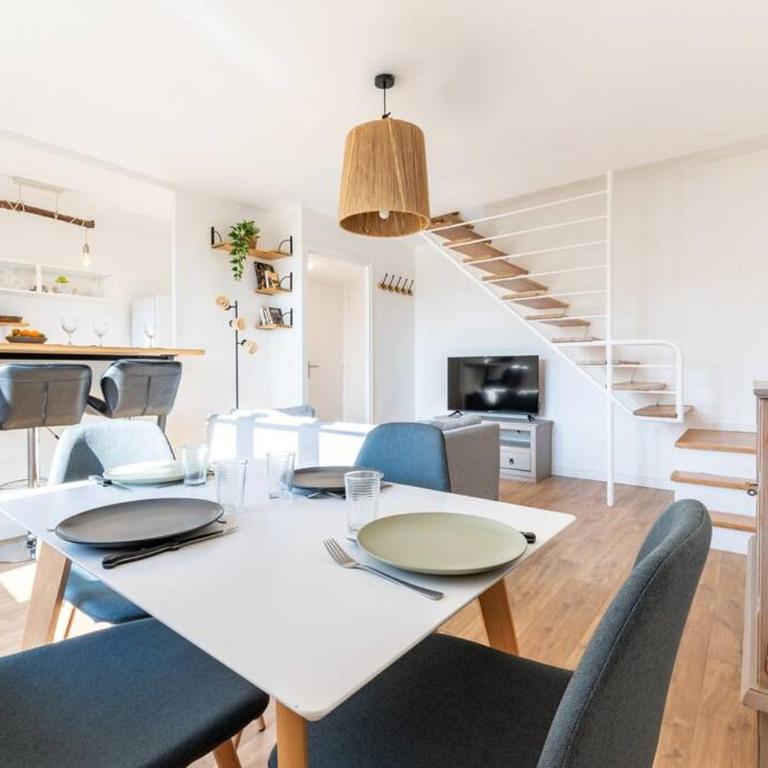 4 personnes - 2 chambres -fibre - balcon - confort - Appartement 2 Chambres - 9