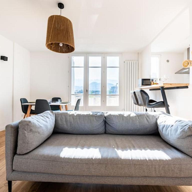 4 personnes - 2 chambres -fibre - balcon - confort - Appartement 2 Chambres - 14