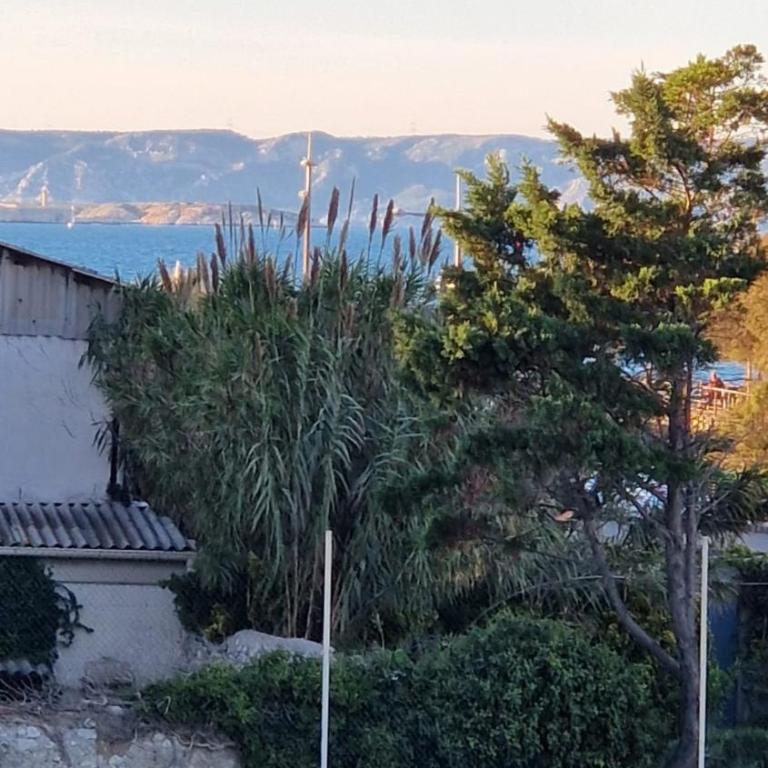 Pointe Rouge à 2mn de la plage - avec petite vue mer - Appartement 2 Chambres - 12