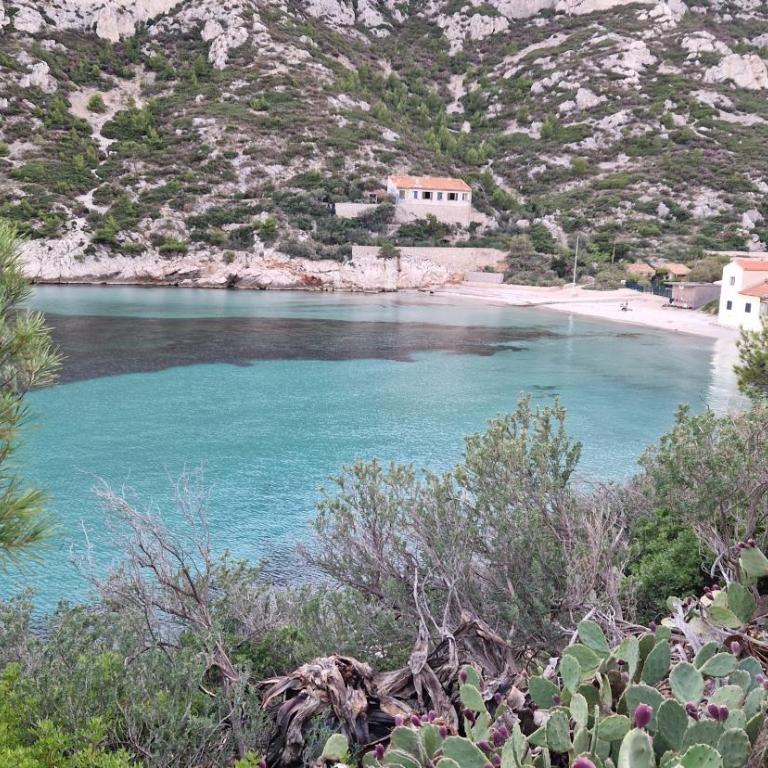 Pointe Rouge à 2mn de la plage - avec petite vue mer - Appartement 2 Chambres - 15