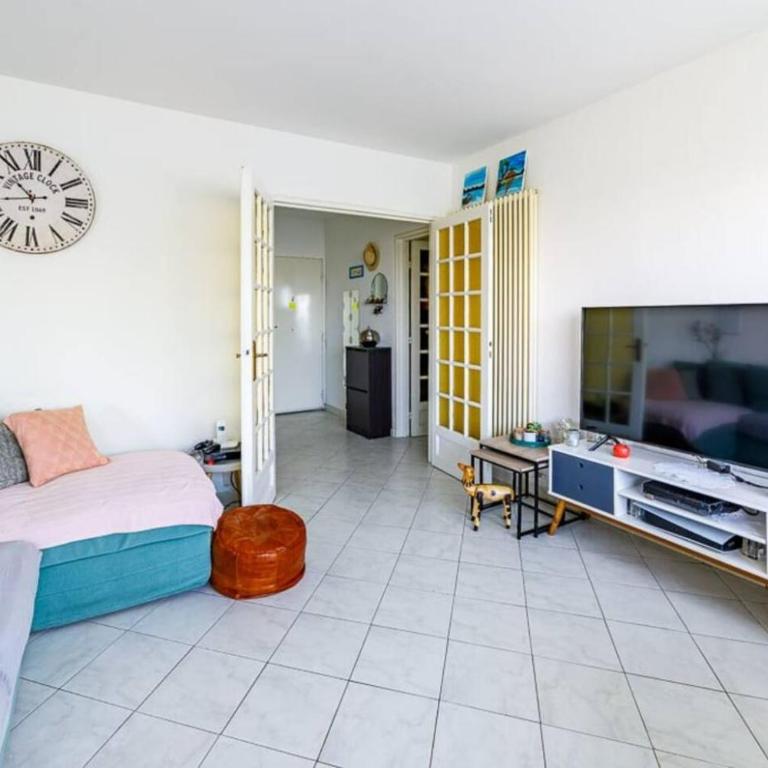 Pointe Rouge à 2mn de la plage - avec petite vue mer - Appartement 2 Chambres - 3