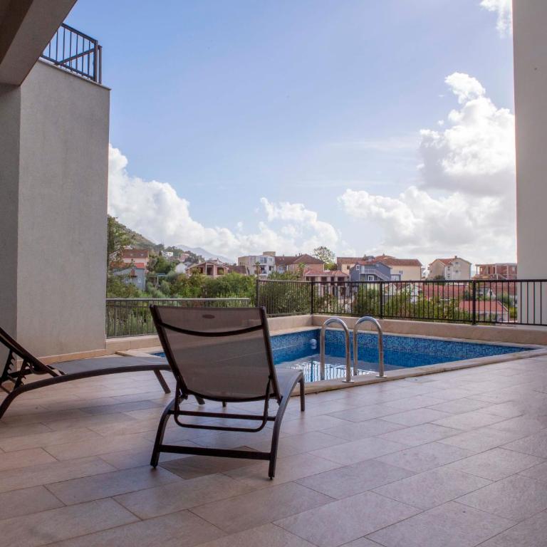 Yellow Studio Retreat Tivat - Studio Apartman - 4