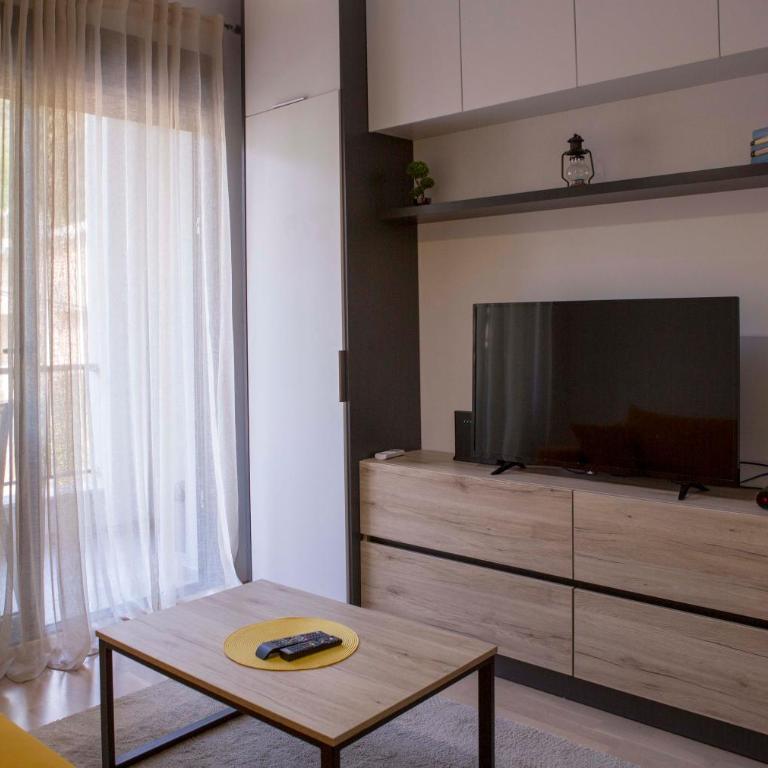 Yellow Studio Retreat Tivat - Studio Apartman - 6