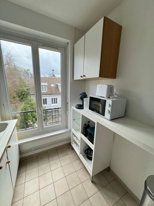 GJ Holiday Escapes - Le Tiki de Notre-Dame - duplex vue Cathédrale - Appartement 2 Chambres - 25