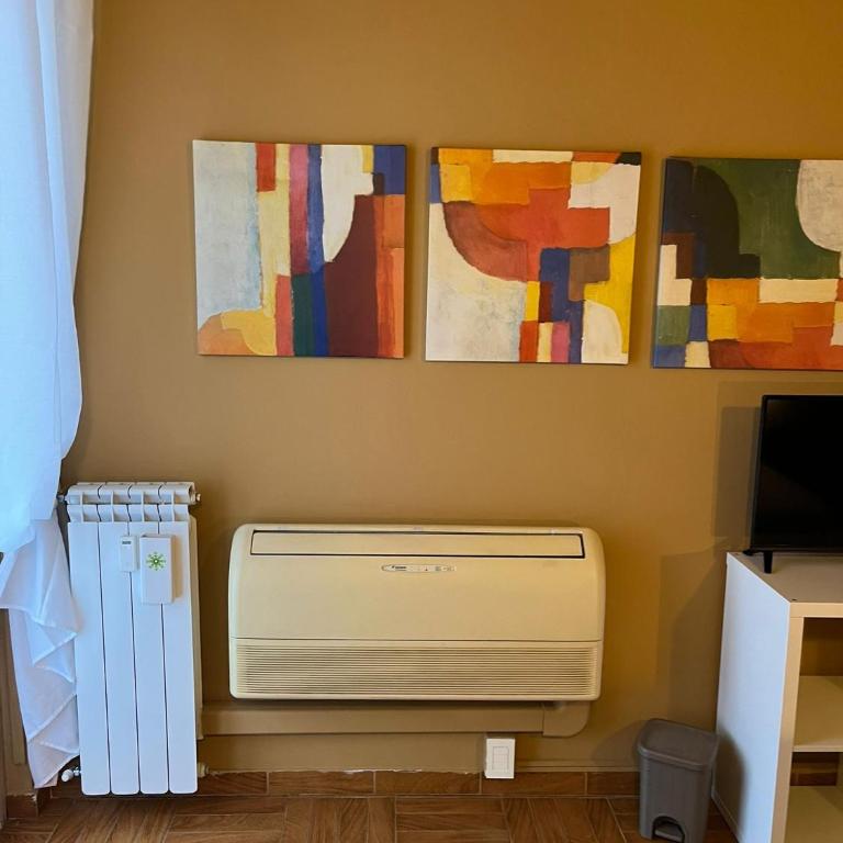 Corso Porta Nuova 39 - Twin Room with Shared Toilet - 6