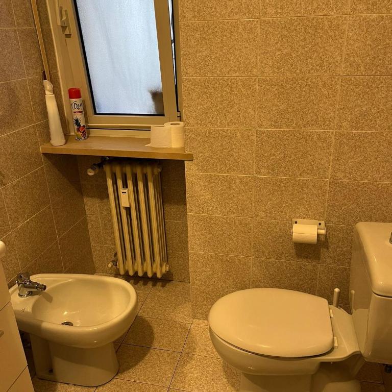 Corso Porta Nuova 39 - Twin Room with Shared Toilet - 12