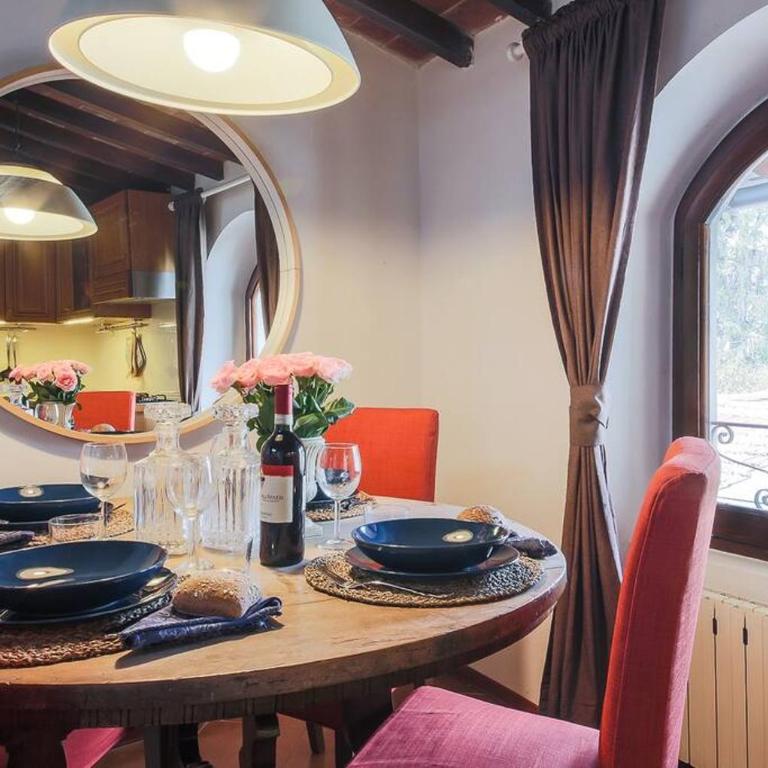 Santa Croce at your Fingertips. PLUS - Appartamento con 2 Camere da Letto - 3