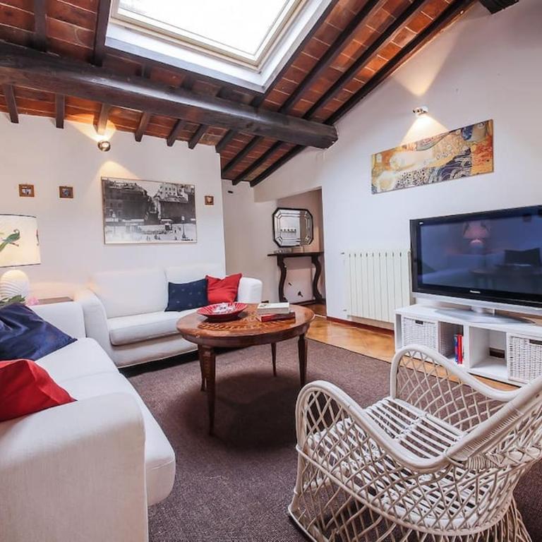 Santa Croce at your Fingertips. PLUS - Appartamento con 2 Camere da Letto - 12