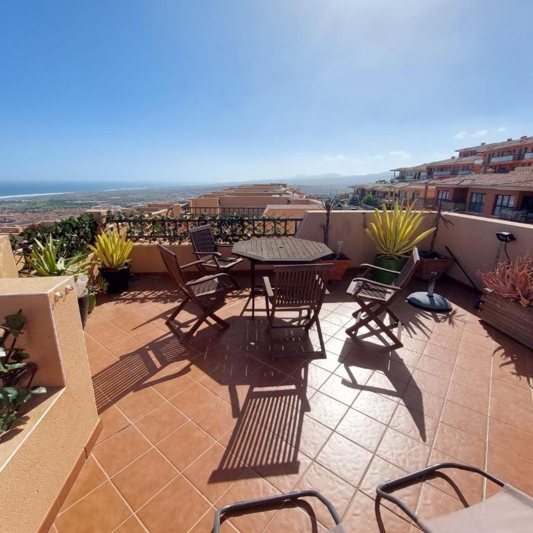 Casa Frambuesa - Three-Bedroom Apartment - 41