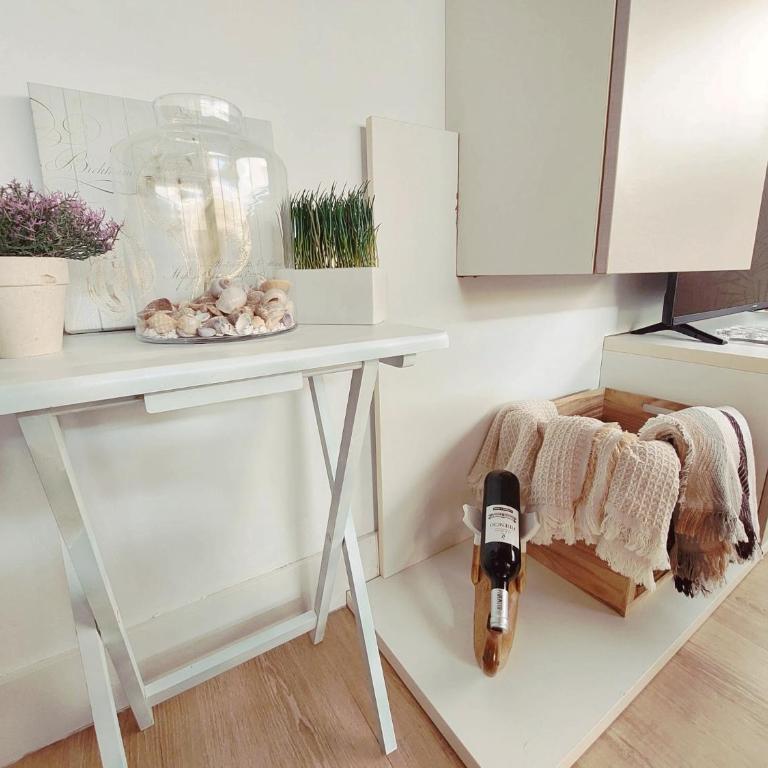 Casa Frambuesa - Three-Bedroom Apartment - 8