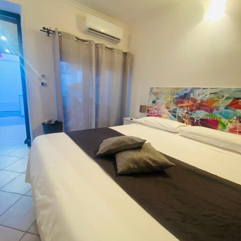 Airport Hotel - Camera Matrimoniale - 7