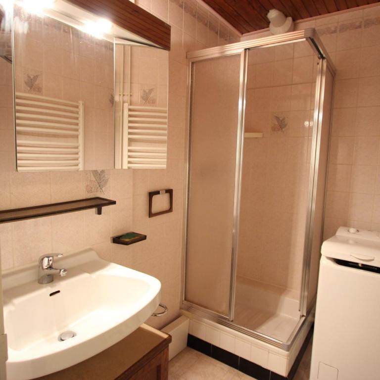 Charmant Appartement 2 Pièces Cabine pour 6 Personnes avec Balcon à Chamrousse 1750 - Apartment mit 1 Schlafzimmer - 8