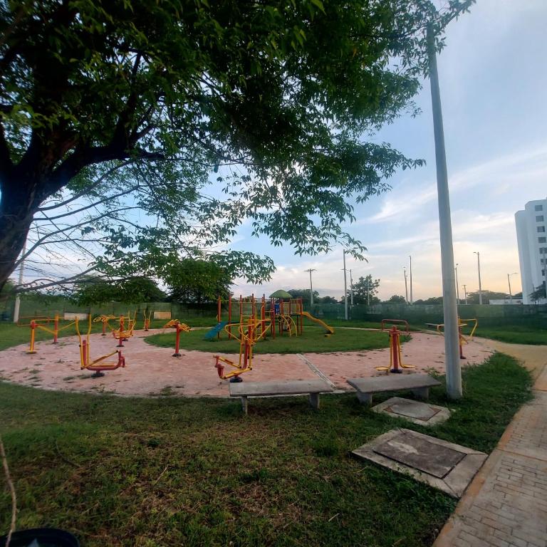 Acogedor apartamento en Girardot: Aqualina Orange - Apartment with Balcony - 34